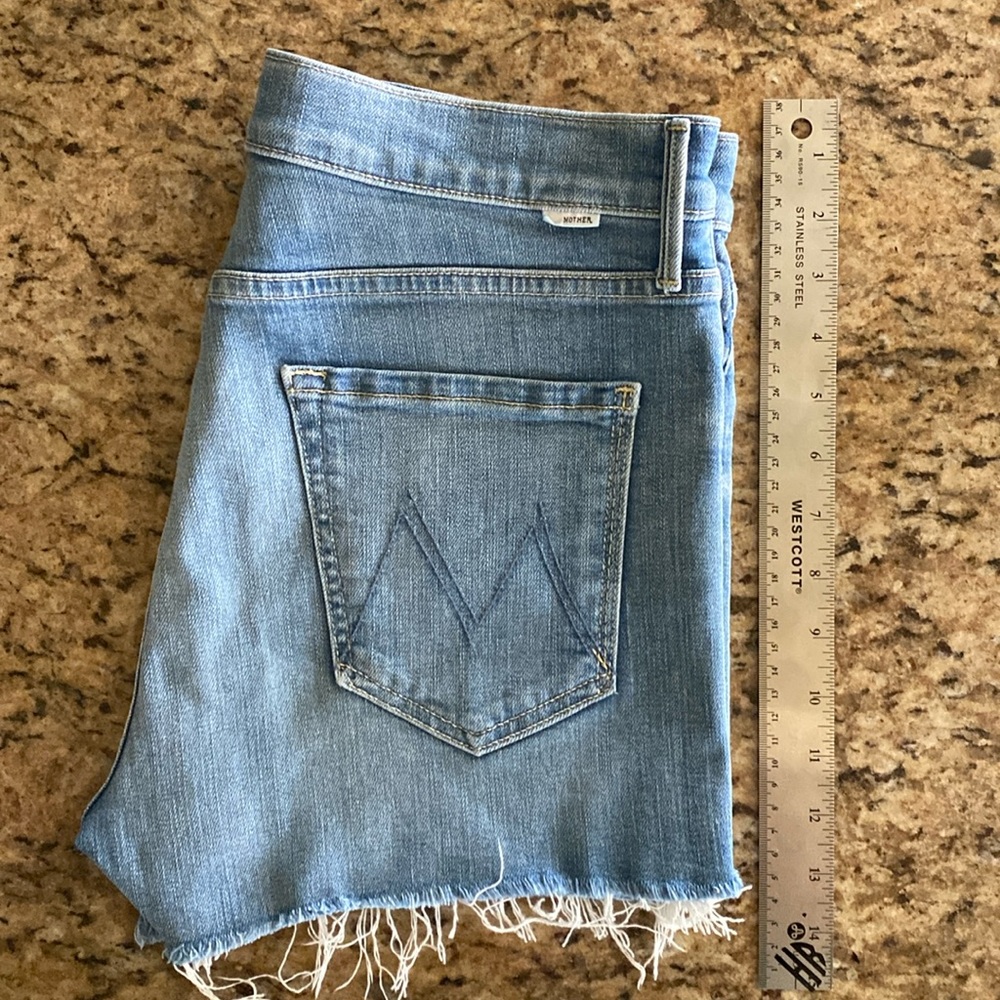 MOTHER The Pixie Dazzler Short Fray Size 30 in Blowing Kisses - Picture 1 of 4